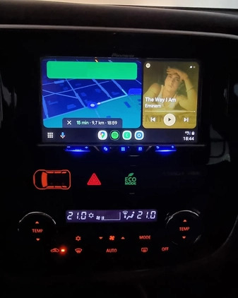 Mitsubishi Outlander cena 56900 przebieg: 99800, rok produkcji 2015 z Mieszkowice małe 79